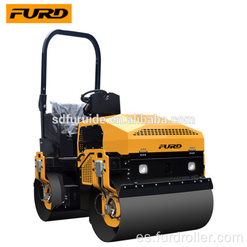 Mini rodillo compactador vibratorio diesel de doble tambor con ruedas Mini rodillo compactador vibratorio diesel de doble tambor con ruedas FYL-1200